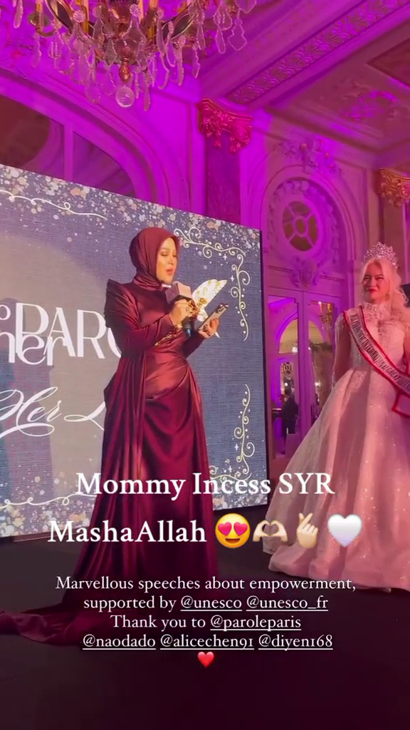 7 Potret Syahrini hadiri gala dinner acara "Listen to Her Parole" di Cannes, foto bareng Dewi Soekarno