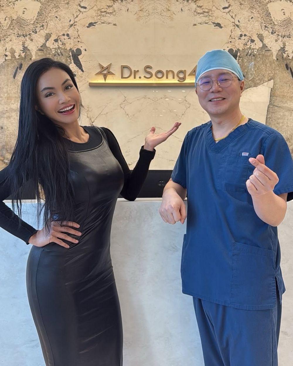 Sengaja operasi plastik kedua untuk cari suami, intip 9 potret penampilan terbaru Denada