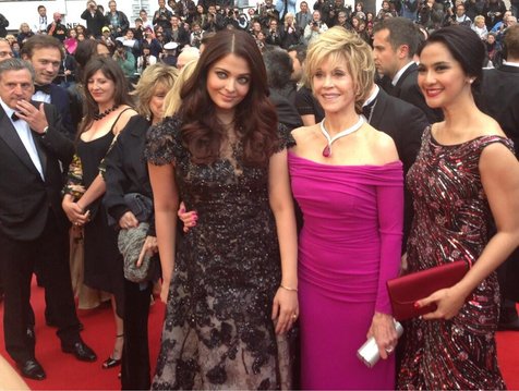 Dian Sastro sampai Syahrini, ini potret 6 seleb yang pernah ada di karpet merah Festival Film Cannes