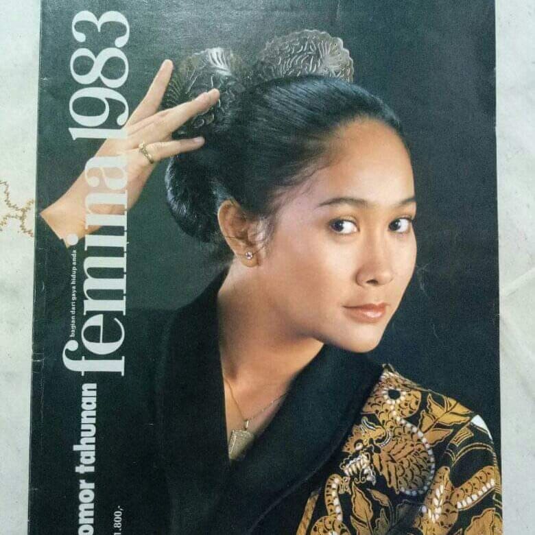 Terbaru bintangi film Tabayyun, intip 11 potret cantiknya Jenny Rachman kala muda