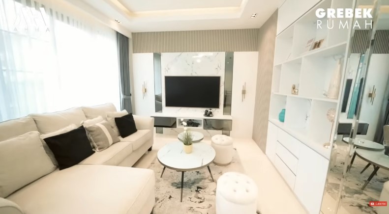 Kini punya rumah Rp 10 M meski dulu hanya sales kupon keliling, ini 7 cara Abdel menata dapur mewahnya