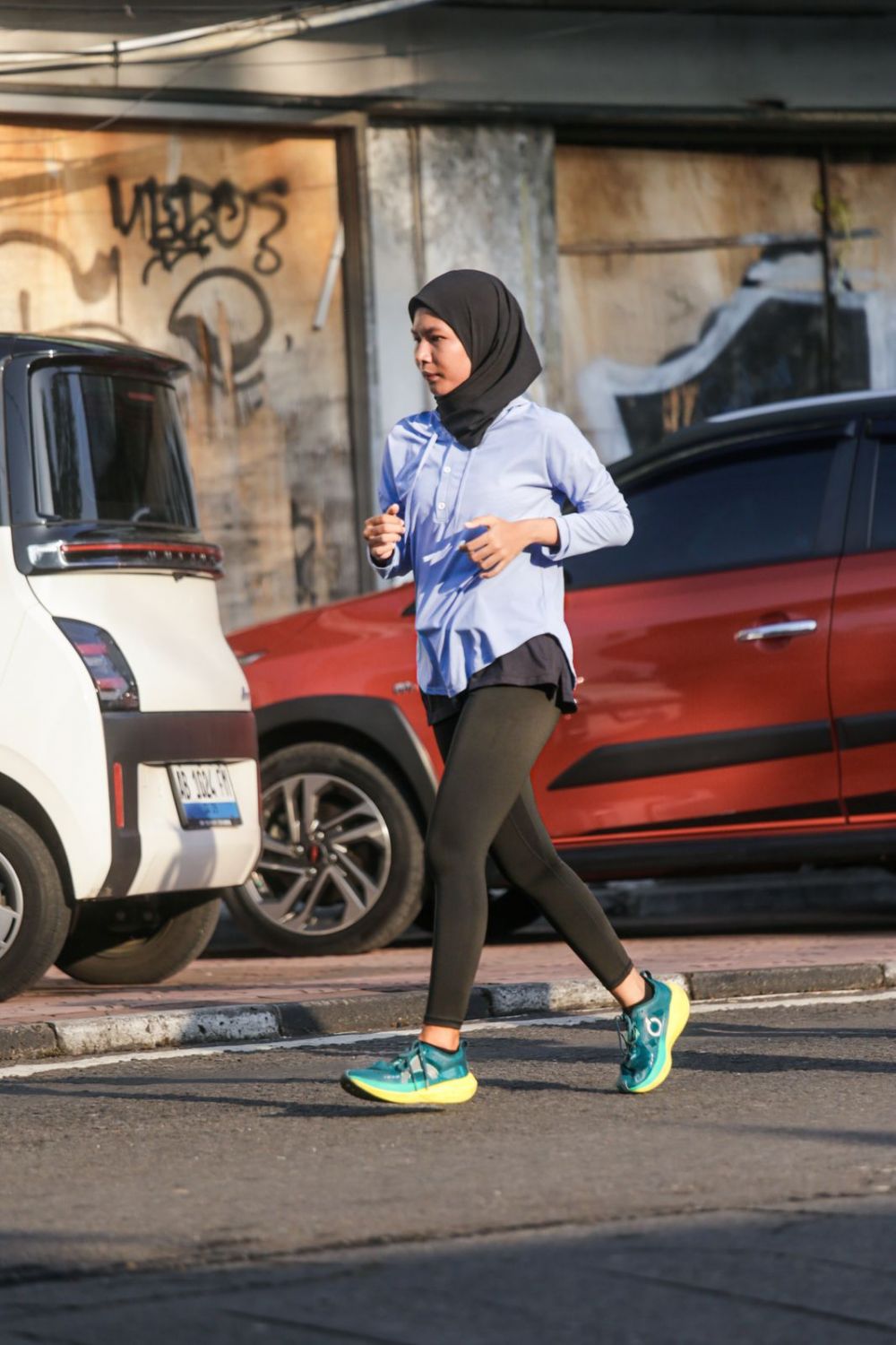Siasat Gen Z biar sehat tapi hidup tetap waras meski gaji setara UMR Jogja, kuncinya cuma anti FOMO