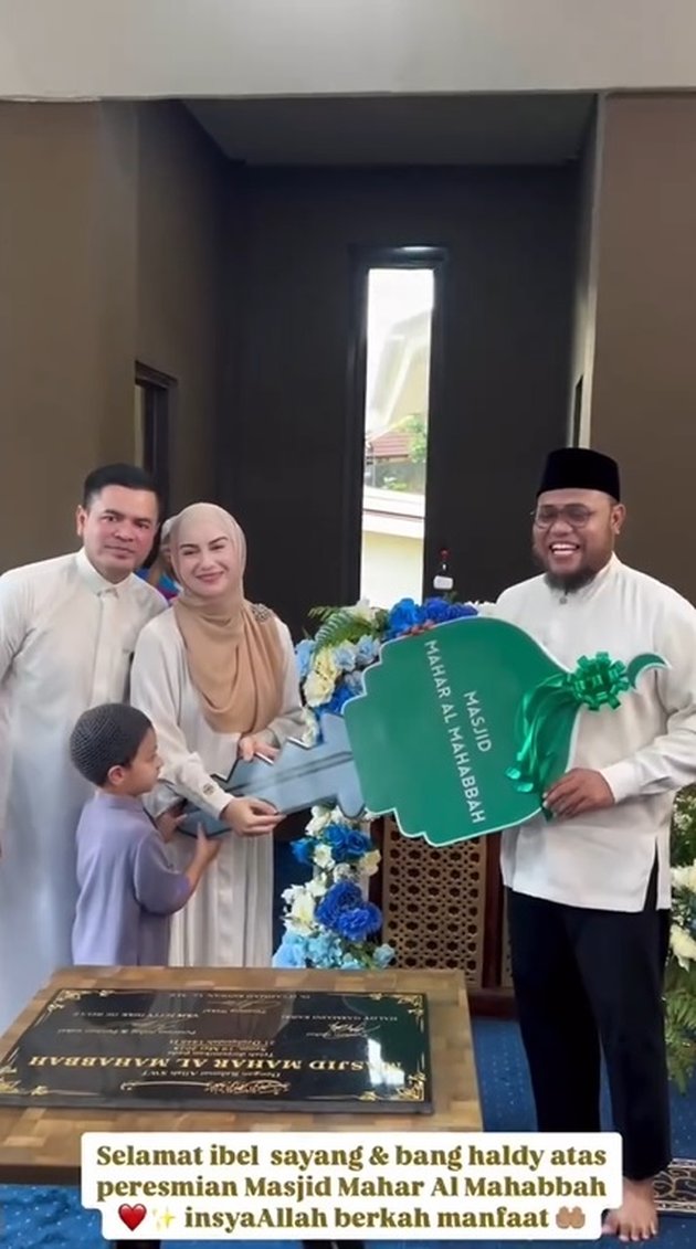 Jadi mahar pernikahan, intip 9 potret peresmian masjid yang dibangun Haldy Sabri untuk Irish Bella