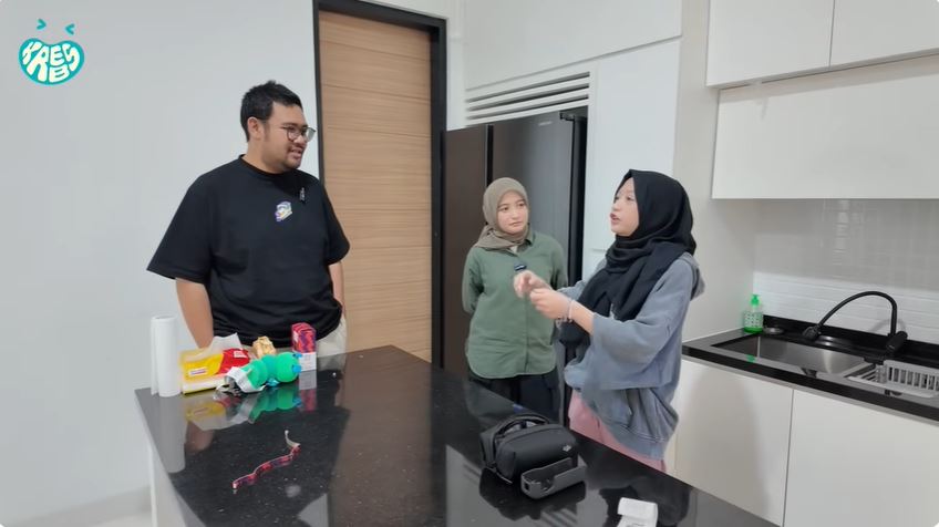 Ukurannya minimalis, ini 7 cara Arafah Rianti menata dapurnya agar tak sumpek dan tetap estetik