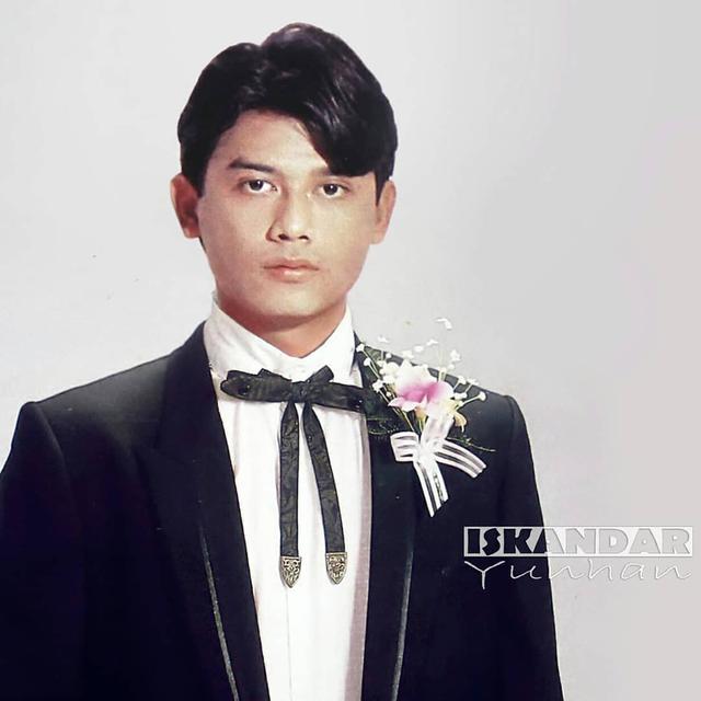 Cowok di iklan kaus bareng Desy Ratnasari ini primadona aktor laga era 90-an, intip 11 transformasinya