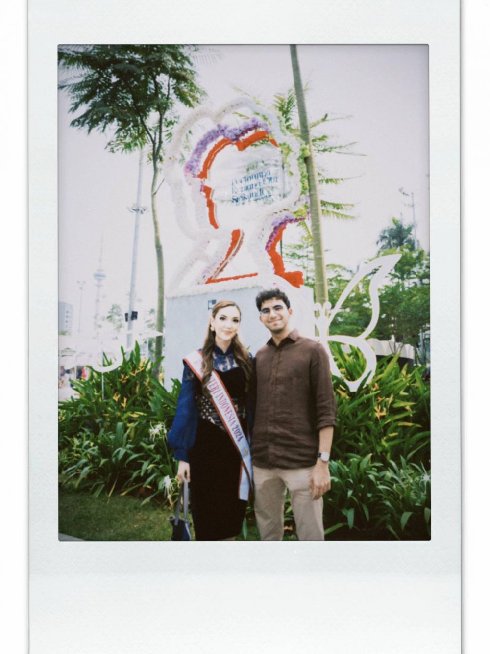 7 Potret kedekatan Izzat Assegaf anak Najwa Shihab dan Ghina Raihanah, jebolan Puteri Indonesia