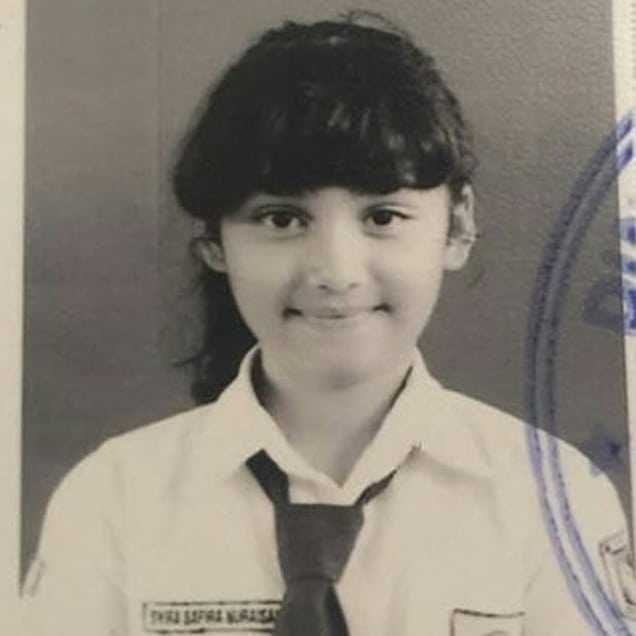 Bintang iklan imut baju kuning ini kini jadi aktris top, begini 11 transformasinya