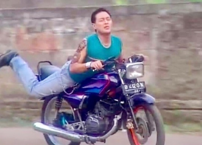 Mantan artis ini kini jadi pebisnis dan presenter, 11 transformasi preman kocak di sinetron Yoyo