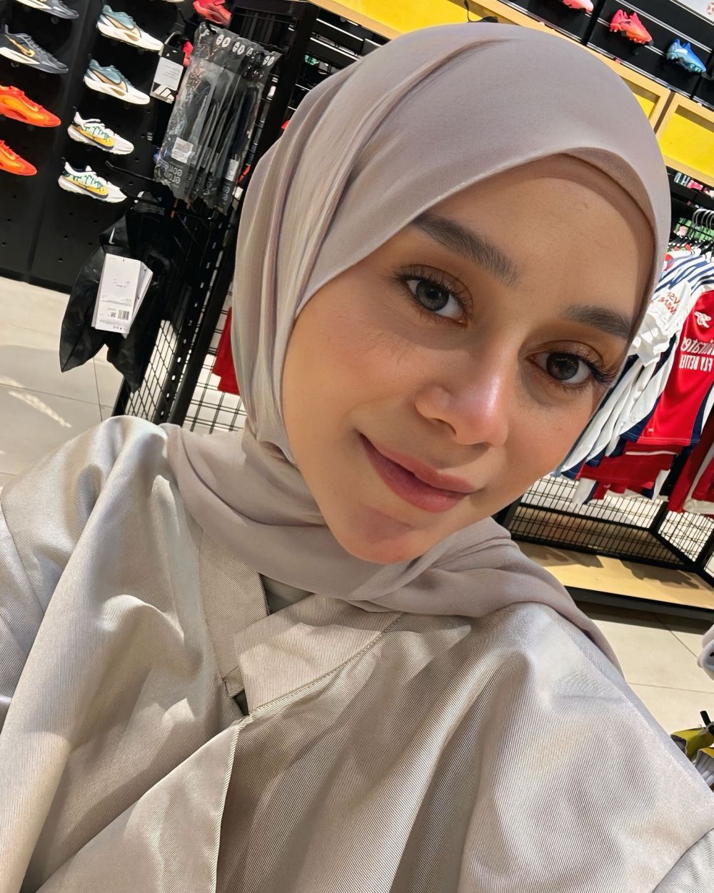 Kronologi lengkap Lesti Kejora Digugat Yoni Dores, Terancam 4 Tahun Penjara Akibat Hak Cipta