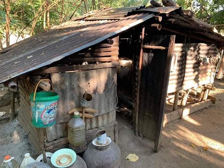 Dari seng reyot jadi kamar layak huni, intip 11 potret transformasinya yang tak estetik tapi nyaman