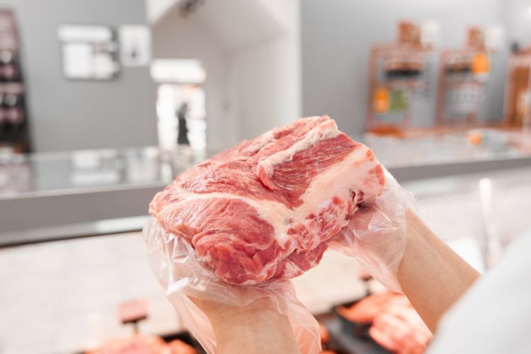 Cara mudah memisahkan daging beku yang menumpuk, solusi praktis untuk Idul Adha