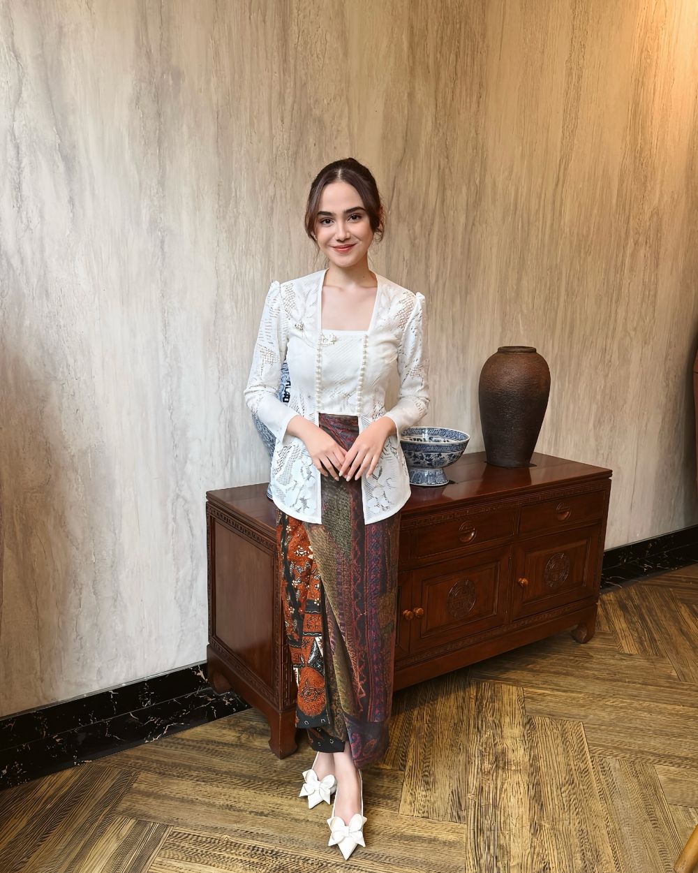 Artis pemain Saleha ini kecilnya tomboy, begini 11 potret terbarunya yang anggun bak Princess Disney