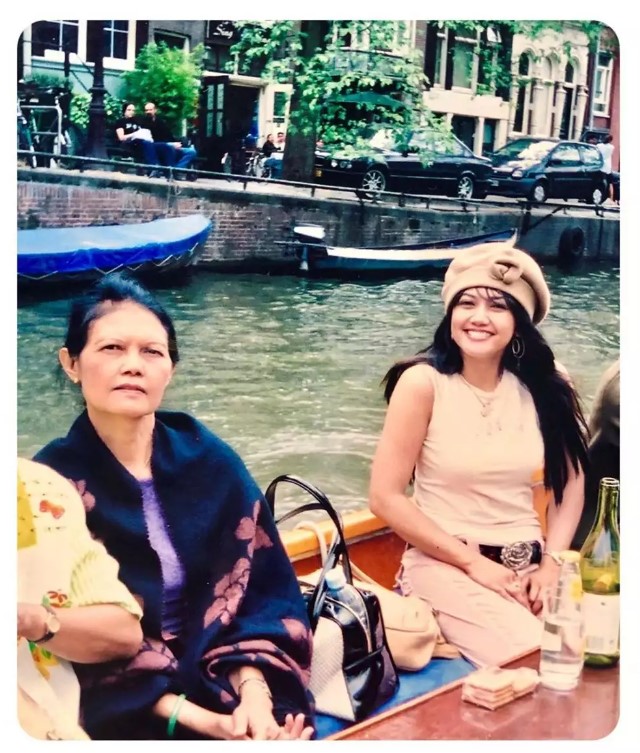 Awet muda di usia 51 tahun tapi dulu pernah dianggap kurang cantik, ini 11 potret lawas Bella Saphira