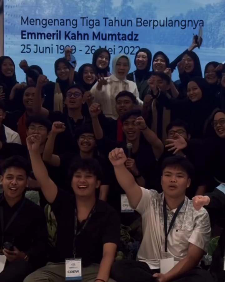 9 Momen Ridwan Kamil & Atalia kompak hadiri doa bersama mengenang 3 tahun kepergian Eril, mengharukan
