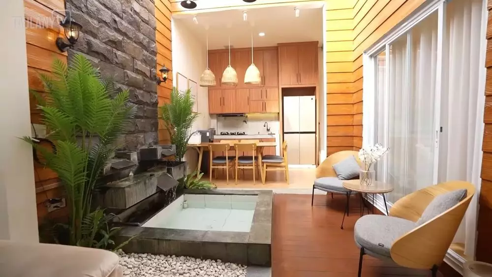 Interiornya minimalis tapi apik, ini 5 cara Ustaz Dennis Lim menata dapurnya agar estetik bak cafe