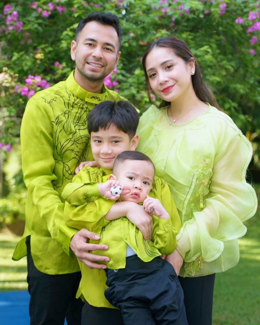 Pernah dibayar Rp 50 ribu saat jadi model, bocah di foto lawas ini kini punya kekayaan Rp 50 M