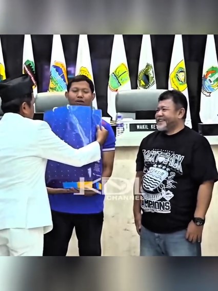 Apresiasi kemenangan Persib, 9 momen Dedi Mulyadi siapkan hadiah uang Rp 1 Miliar dari dana pribadi