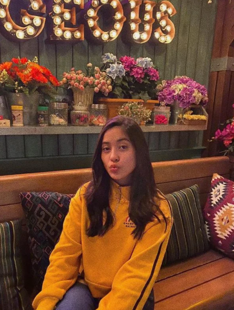 Anak Raline Shah di 99 Cahaya di Langit Eropa kini semakin cantik menawan, intip 11 potret terbarunya