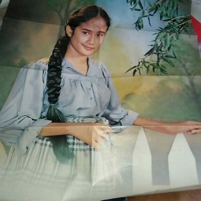 Model cantik berpose sama Ari Wibowo ini meninggal karena kanker rahim, 11 potret lawas yang menawan