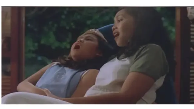 Usia 52 tahun cantik awet muda kini mantap berhijab, 11 potret terbaru Ibu Sherina di film