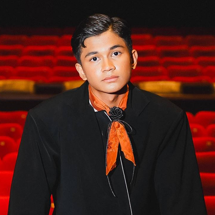 Dapet banyak adegan kesurupan di Waktu Maghrib 2, ini 11 film Muzzaki Ramdhan yang wajib kamu tonton