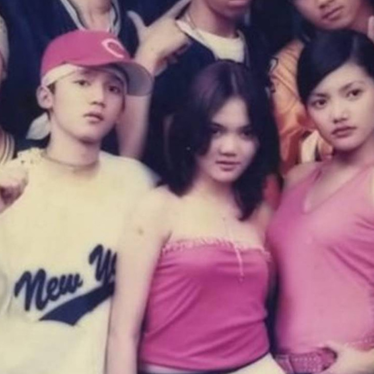 Potret lawas 13 komedian Indonesia saat SMA ini gayanya nyentrik abis, aura lucunya udah kelihatan