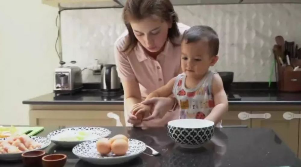 Hobi masak sejak gadis, ini 7 cara Kimberly Ryder menata dapurnya tetap compact meski full perabot