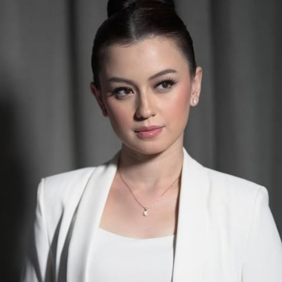 Hobi masak sejak gadis, ini 7 cara Kimberly Ryder menata dapurnya tetap compact meski full perabot