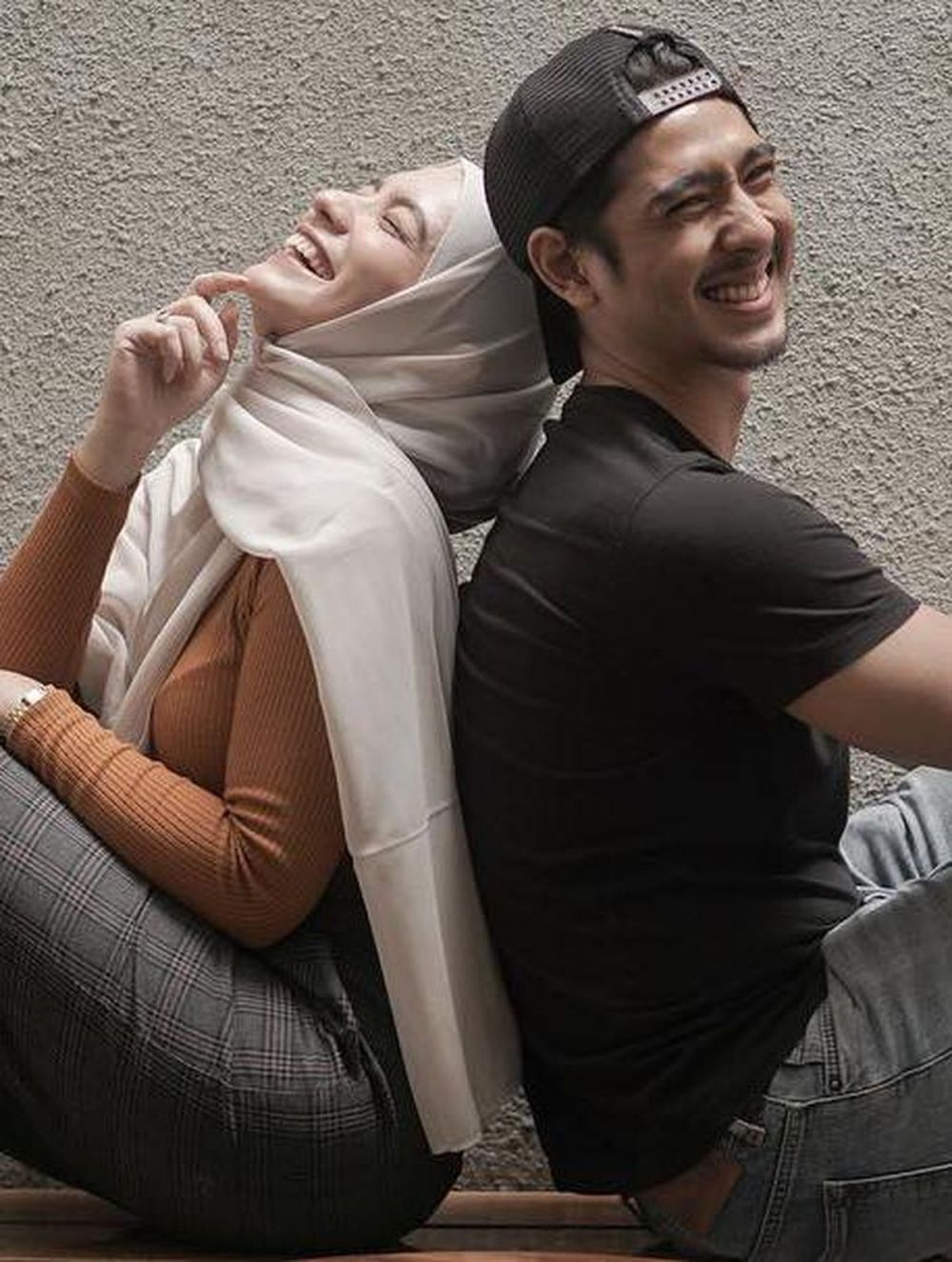 Gugatan dikabulkan, Arya Saloka resmi bercerai dari Putri Anne usai 7 tahun menikah