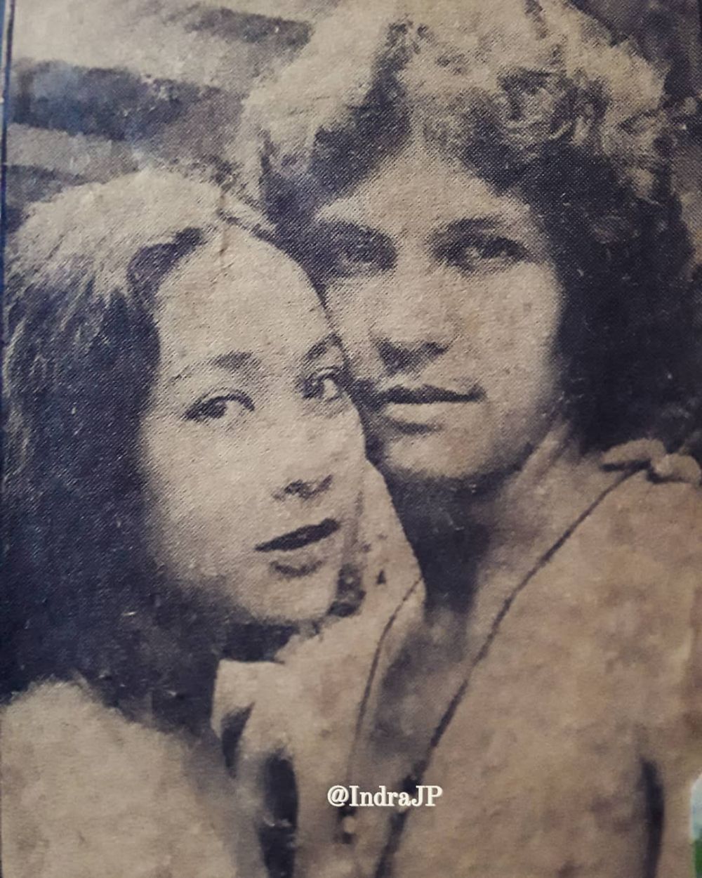 Jadi ikon perfilman era 80an, ini 11 potret masa muda Jenny Rachman yang dulu perankan RA Kartini