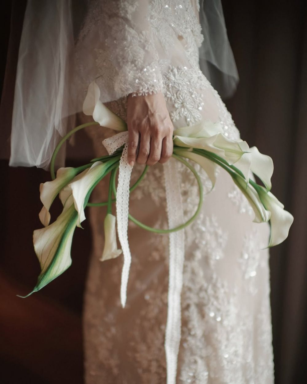 11 Potret Andien Aisyah rayakan hari jadi pernikahan ke-10, penampilannya vintage penuh gaya