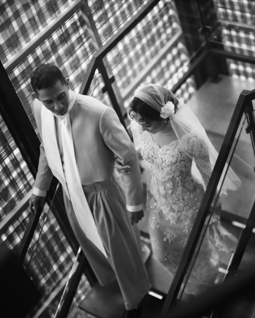 11 Potret Andien Aisyah rayakan hari jadi pernikahan ke-10, penampilannya vintage penuh gaya