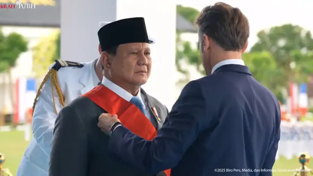 Prabowo dapat Grand Croix de la Lgion d'Honneur dari Macron, pengakuan kehormatan tertinggi di Prancis