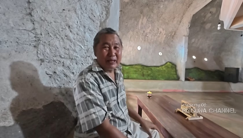 Rumah batu di pelosok kampung ini ditawar Rp3 miliar tapi ditolak, 11 potretnya dalamnya bikin melongo