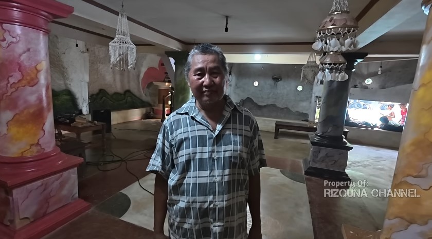 Rumah batu di pelosok kampung ini ditawar Rp3 miliar tapi ditolak, 11 potretnya dalamnya bikin melongo