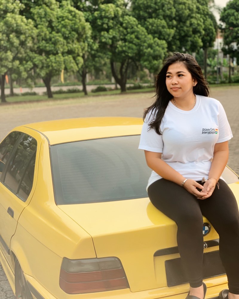 Punya BMW langka, ternyata begini perjalanan karier Liana Jhonlin anak Haji Isam yang kaya 7 turunan