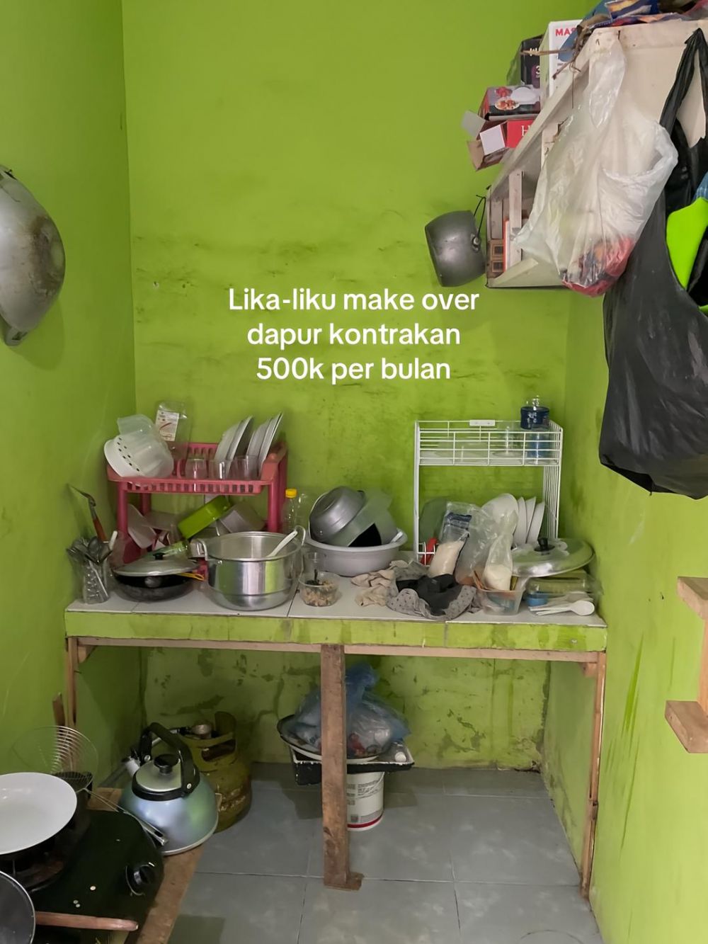 Mungil tapi fungsional, 7 cara menata dapur kontrakan ini hasilnya tak kalah dari rumah subsidi