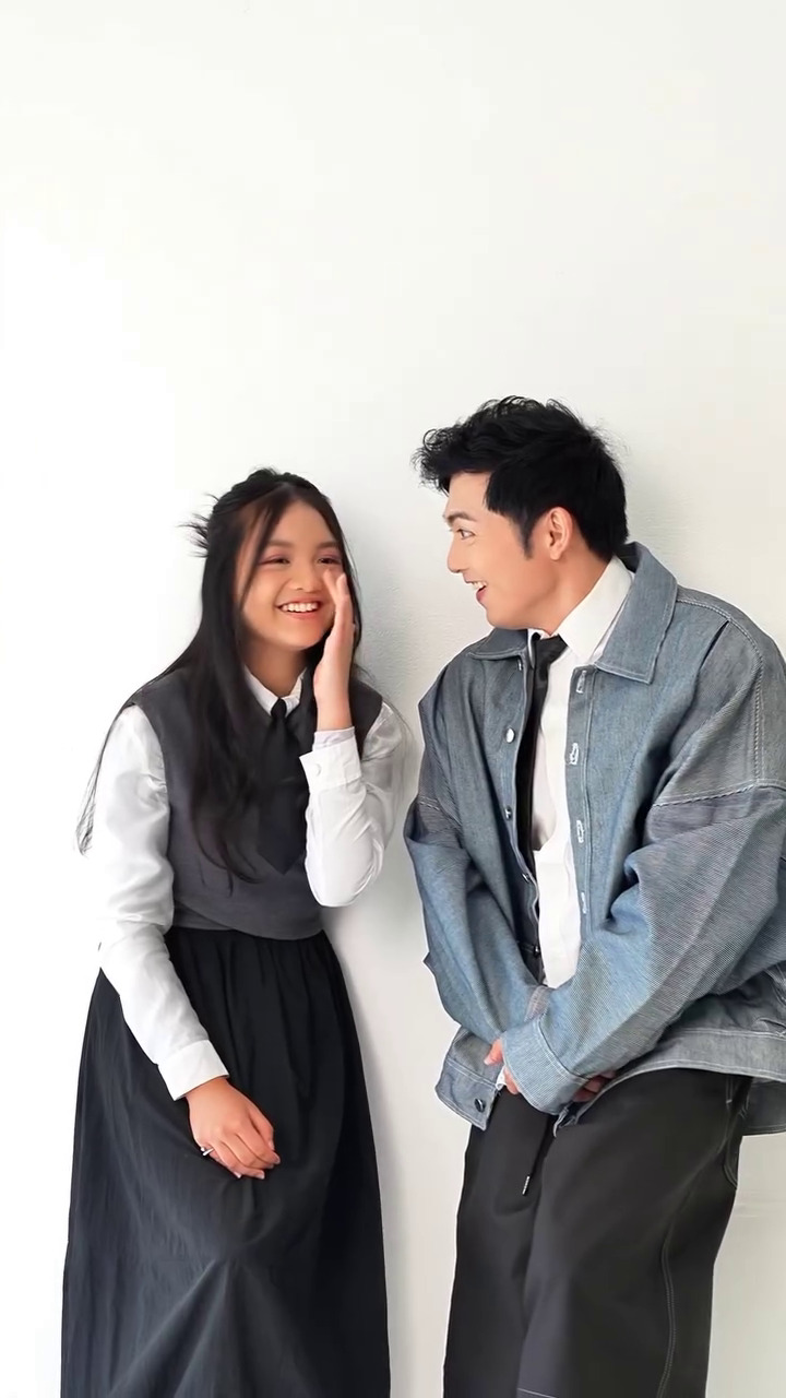 9 Potret photoshoot Nicky Tirta bareng putri semata wayang, paras awet mudanya bikin salfok