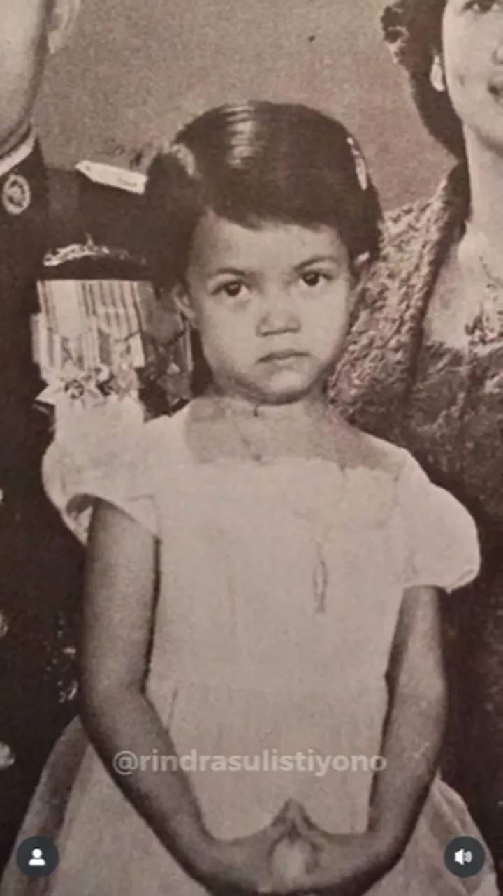 Potret mendiang Ade Irma Nasution 'dihidupkan kembali' oleh AI, wajah senyumnya bikin warganet haru