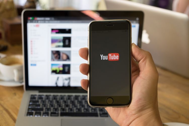 Cara terbaru akses YouTube di iphone jadul, ternyata masih bisa dan lancar walau gadget sudah tua