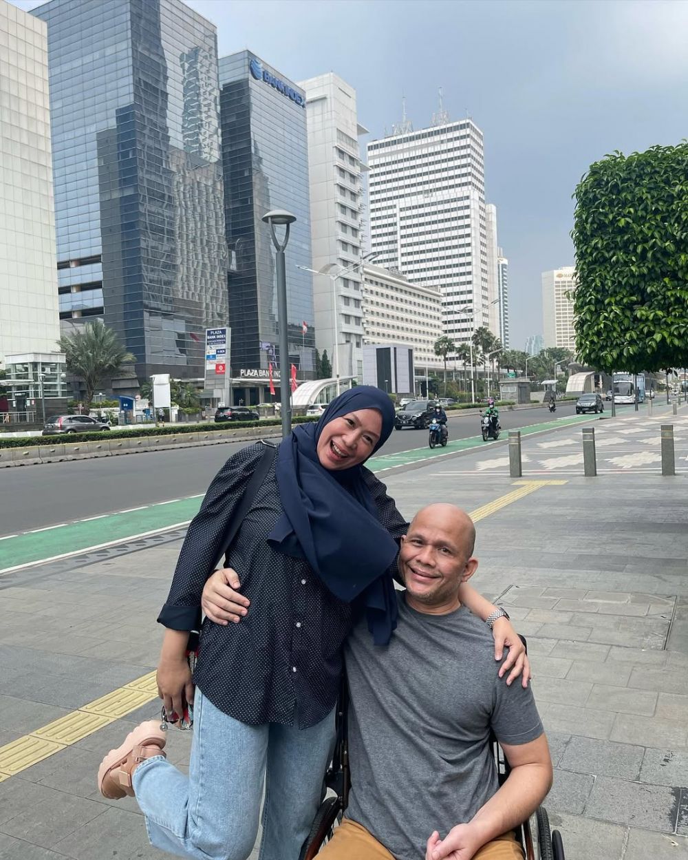 9 Potret terbaru kondisi Harry Pantja 'Dunia Lain' usai 9 tahun idap stroke, kondisi perlahan membaik