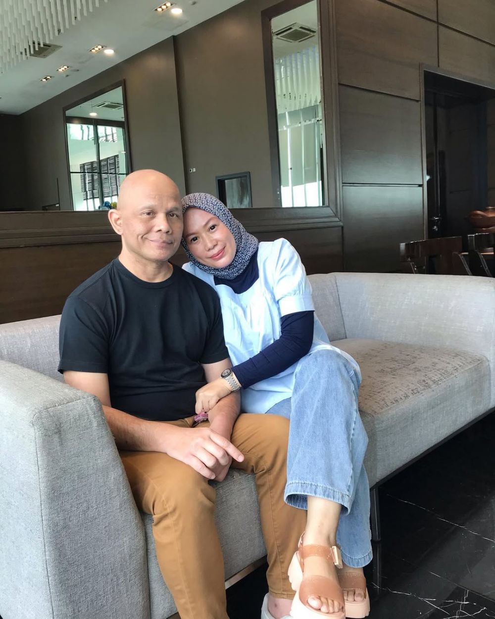 9 Potret terbaru kondisi Harry Pantja 'Dunia Lain' usai 9 tahun idap stroke, kondisi perlahan membaik