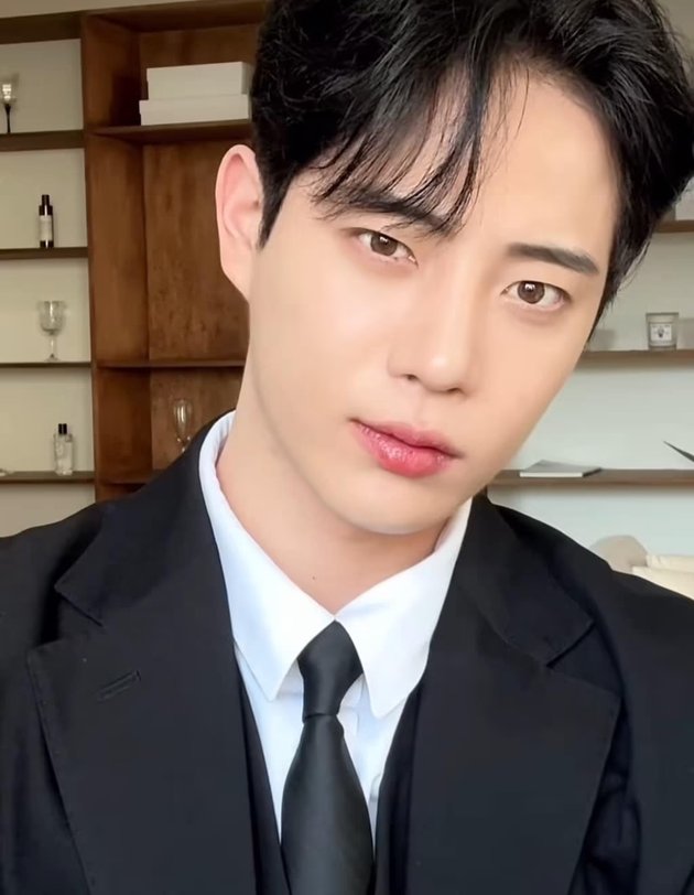 Profil Kim Jong Suk, model muda asal Korea yang meninggal mendadak di usia 29 tahun