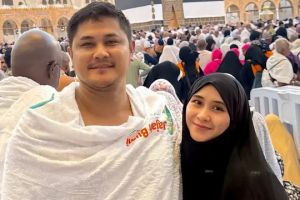 Ryana Dea berbagi pengalaman emosional terpisah dengan suami saat puncak haji