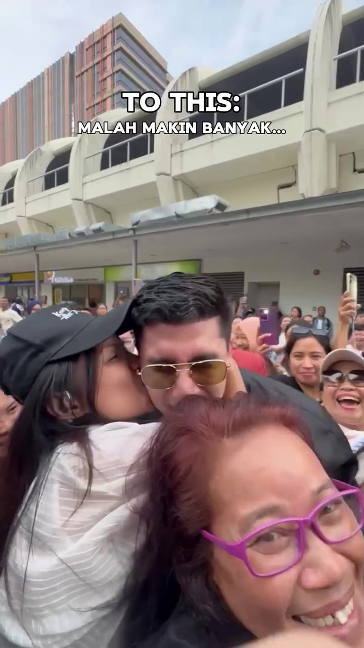 9 Potret riuh Verrell Bramasta saat liburan di Singapura dikerumuni fans, tiba-tiba dicium emak-emak