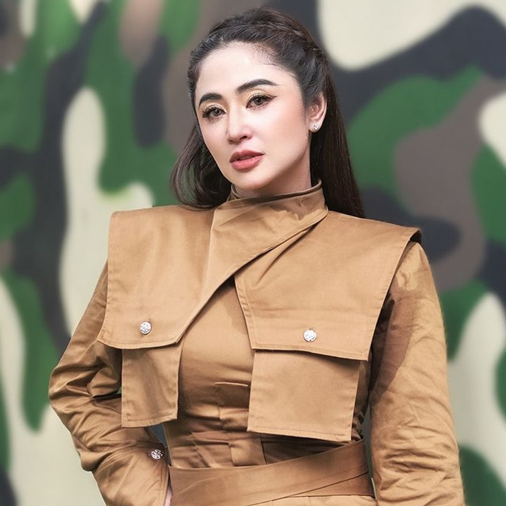Dewi Perssik ngaku tak sakit hati dihujat karena Pica-Pica, anggap ladang rejeki karena cuan mengalir