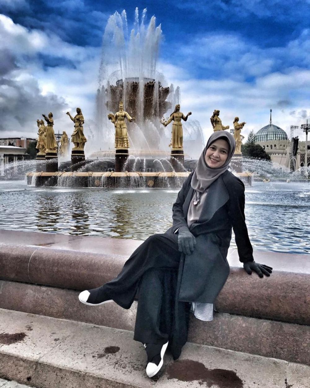 Model video klip Sheila On 7 ini ternyata sepupu Eros, ini 11 potret terbaru kian cantik pakai hijab