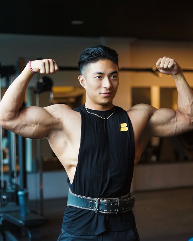  9 Potret Giorgio Antonio, CEO tampan brand parfum lokal yang kini dikabarkan dekat dengan Sarwendah