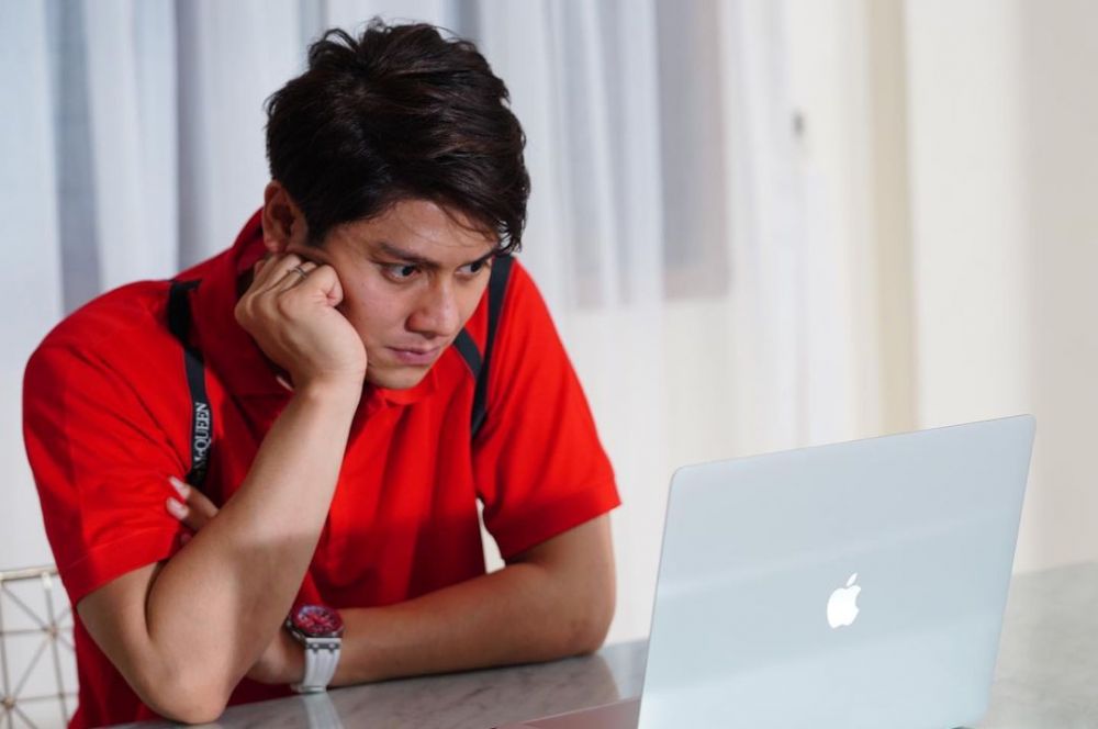 Pria di majalah ini kini jadi suami pedangdut top Tanah Air, ini 11 transformasinya yang beda banget