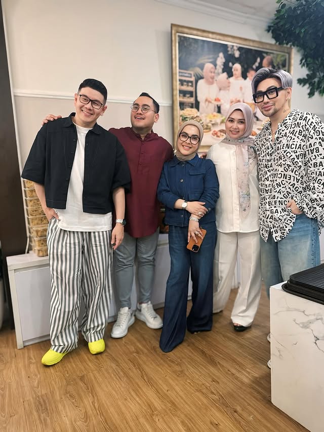 10 tahun menduda Nassar kini gandeng kakak ipar Syahrini, ini 7 potret kedekatannya